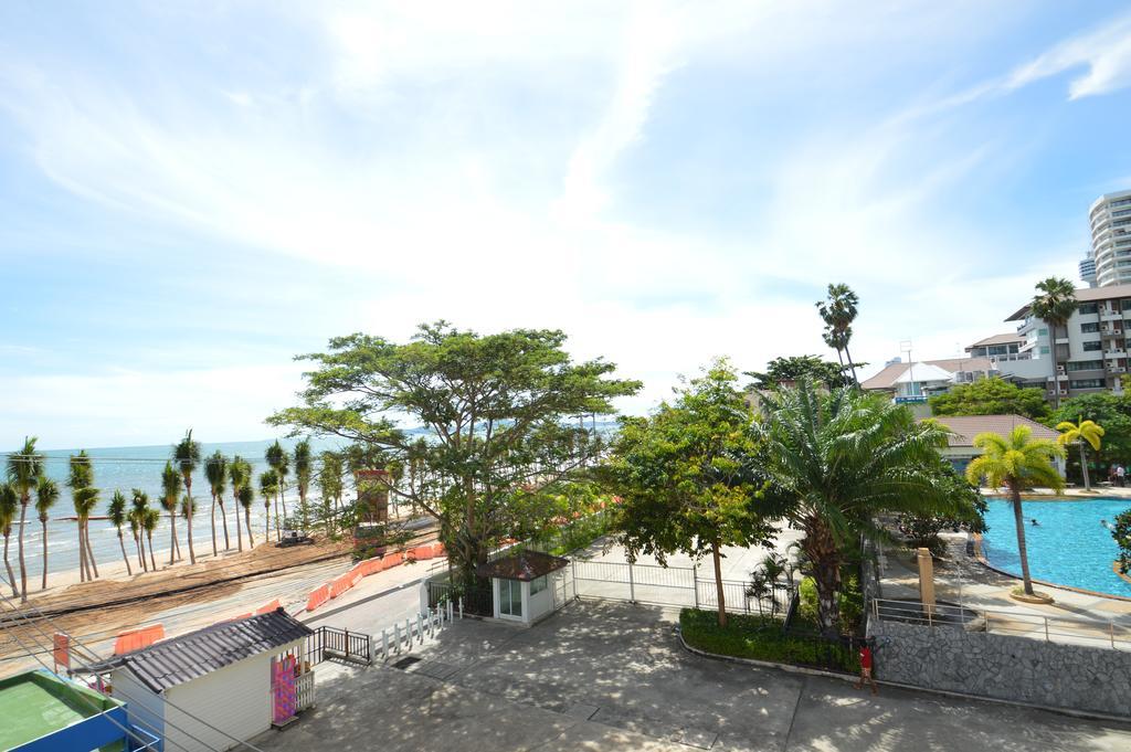 D.D. Inn Beach Guesthouse Pattaya Exterior foto